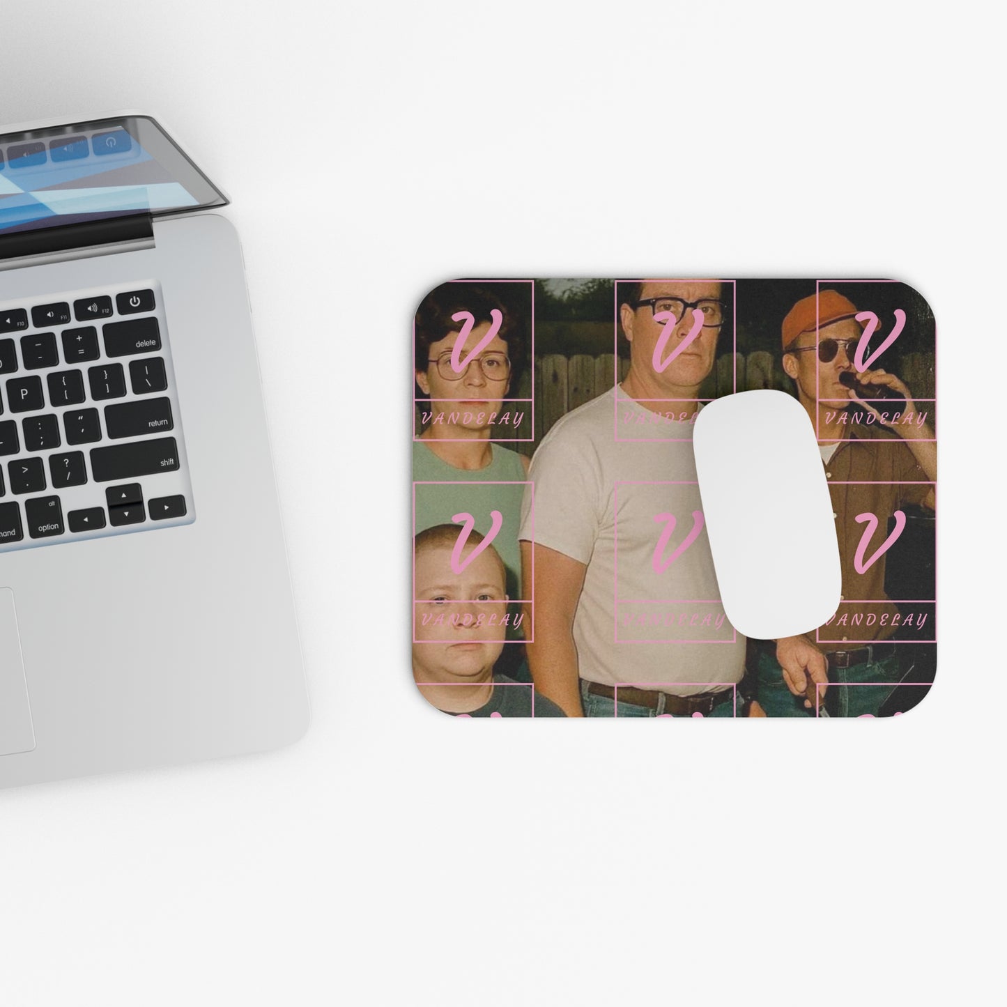 Kang on the grill Mouse pad