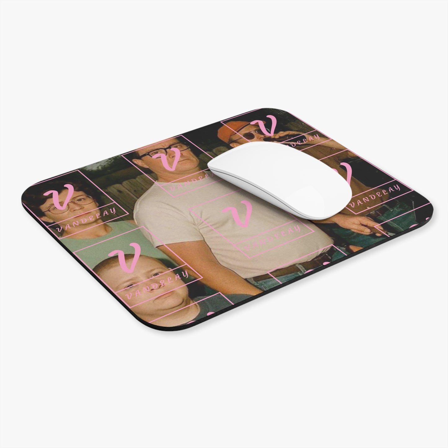 Kang on the grill Mouse pad